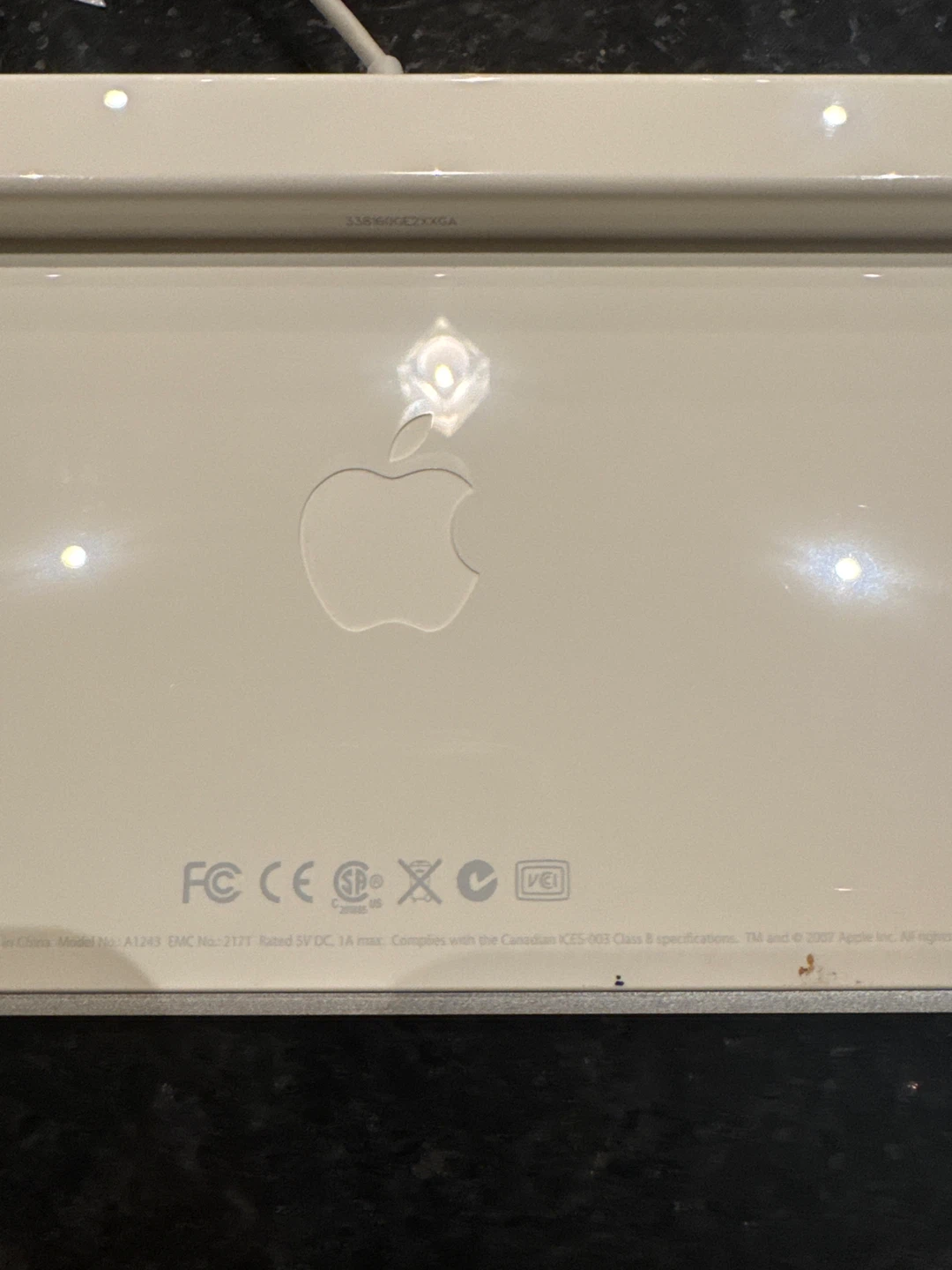 Apple A1243 Wired Keyboard - photo 4