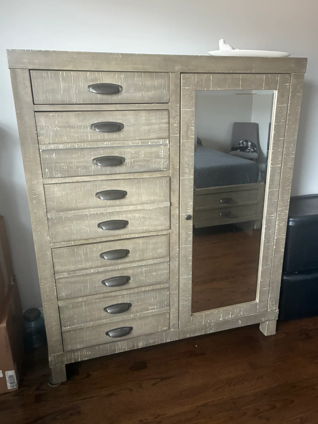 Bedroom Set - Bed Frame & Dresser - photo 4