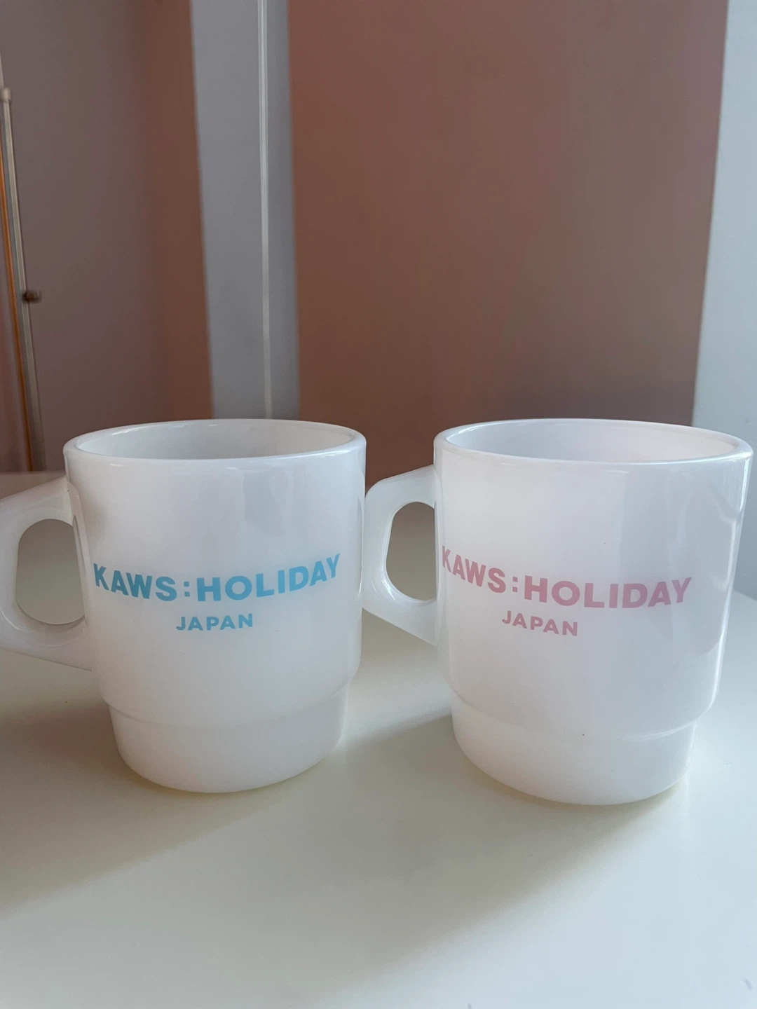 KAWS Holiday Japan White Mug Set - photo 2