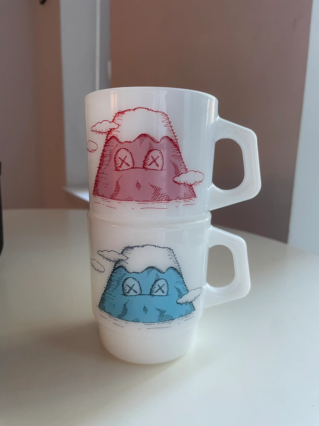 KAWS Holiday Japan White Mug Set