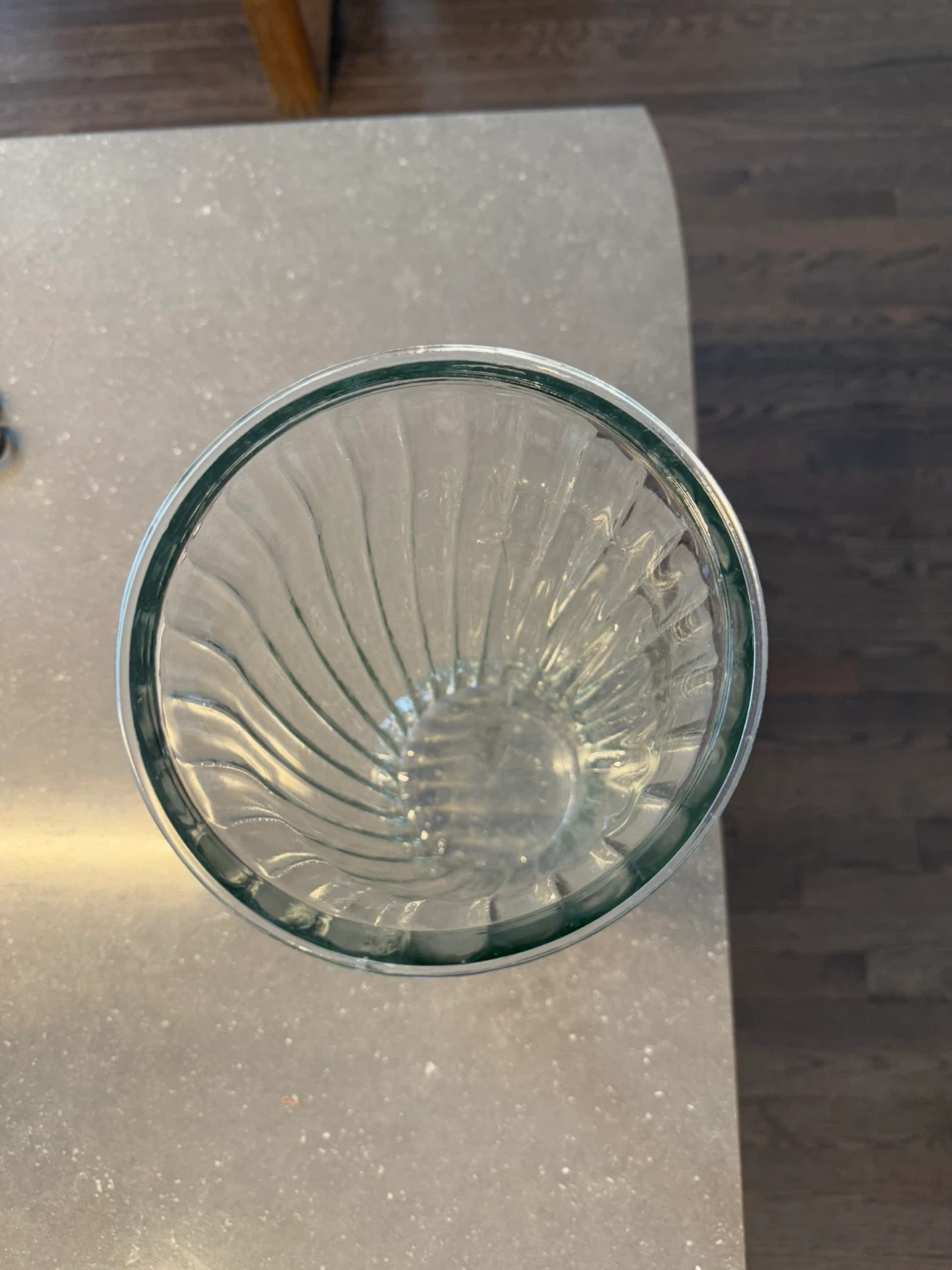Clear Glass Vase - photo 2
