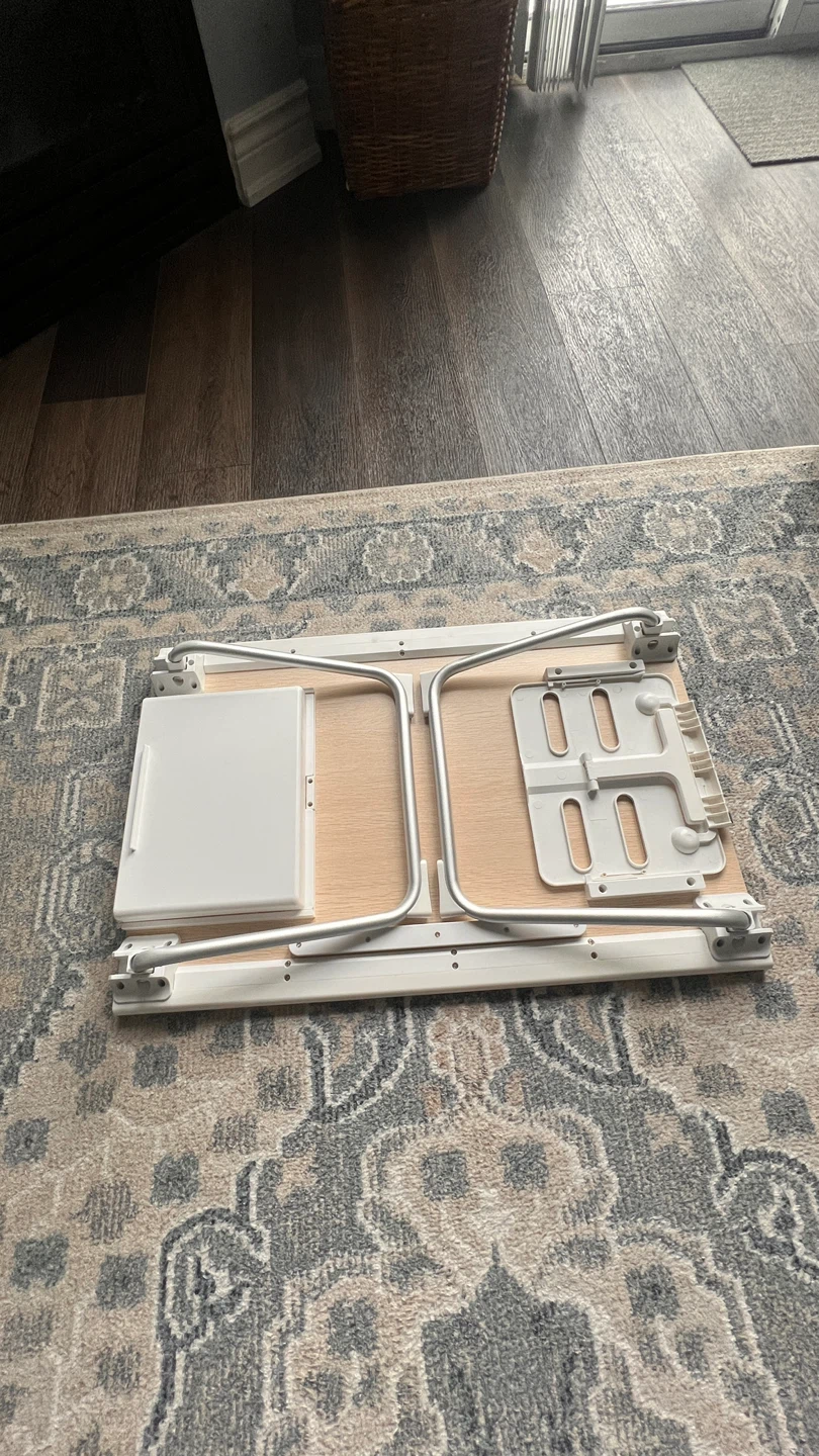 Folding Laptop Desk - Portable & Lightweight - photo 2