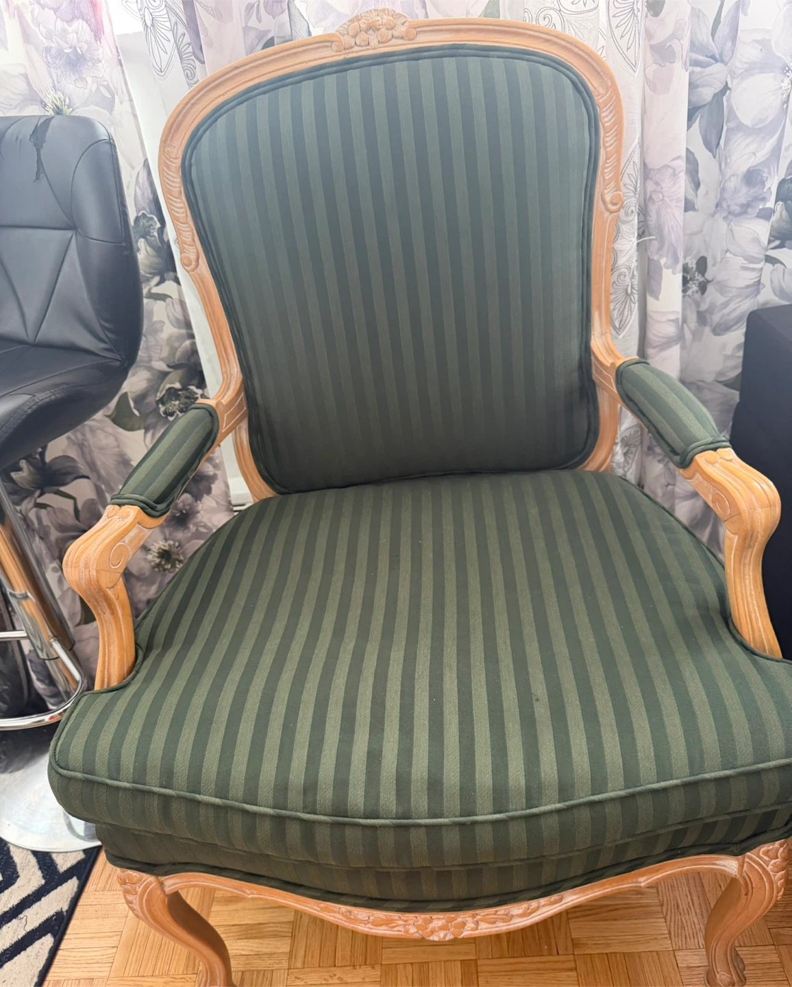Green Striped Accent 2 Chairs - photo 3