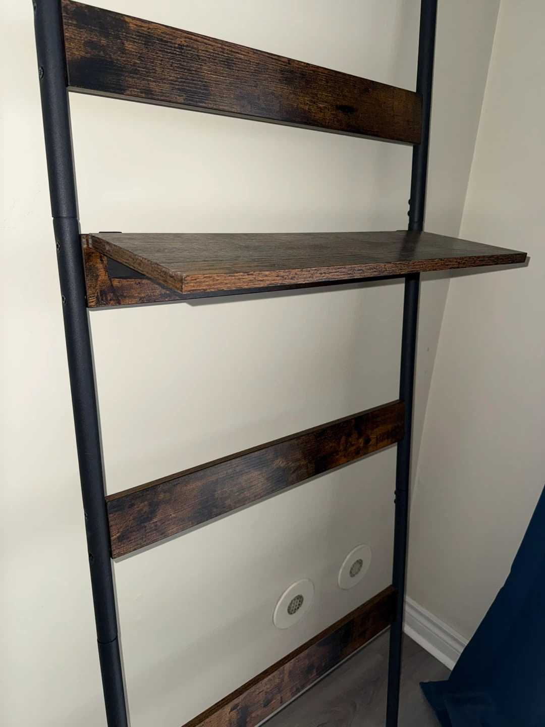 Brown Blanket Ladder with shelf - photo 5