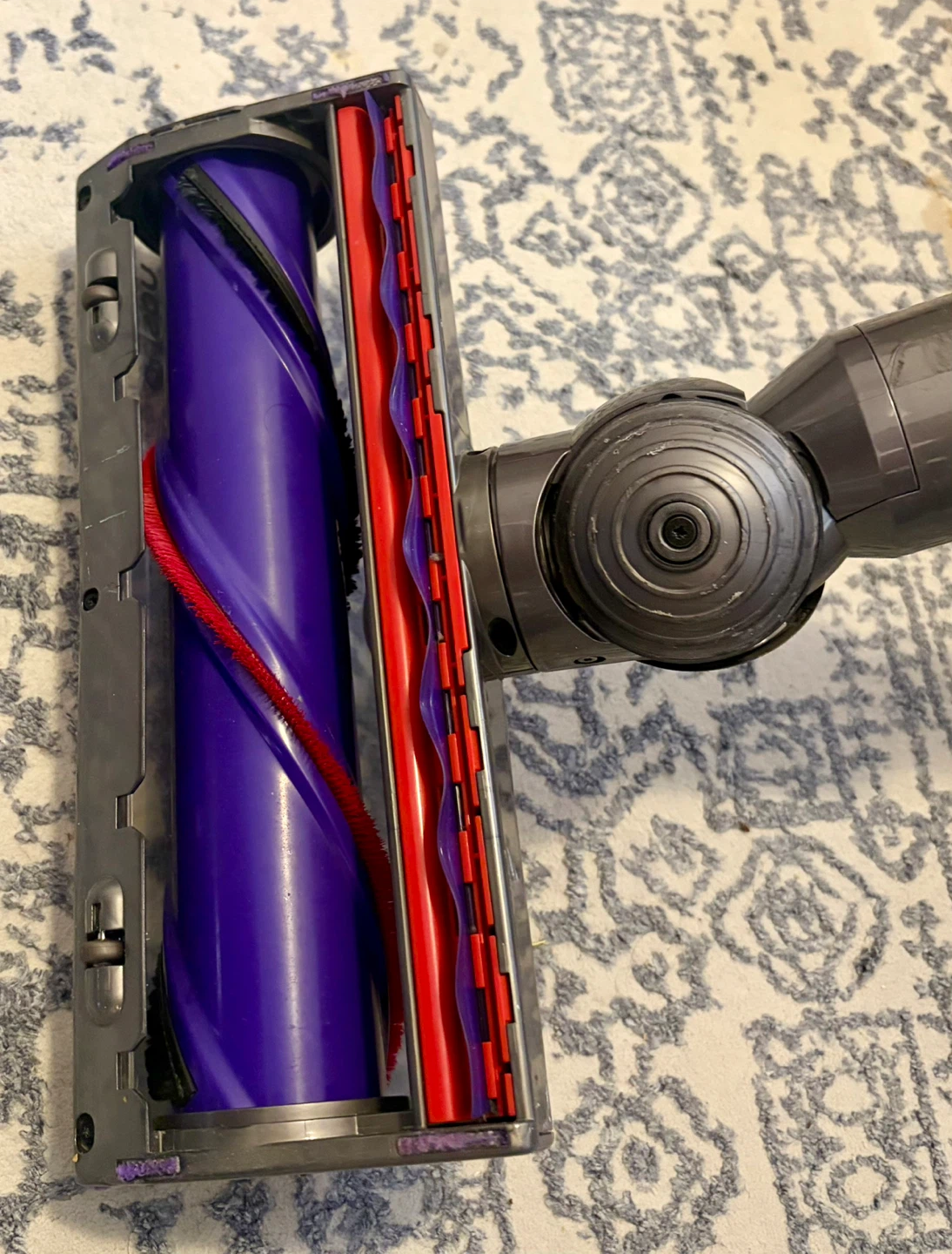 Dyson Cyclone V10 Motorhead Vacuum - photo 5