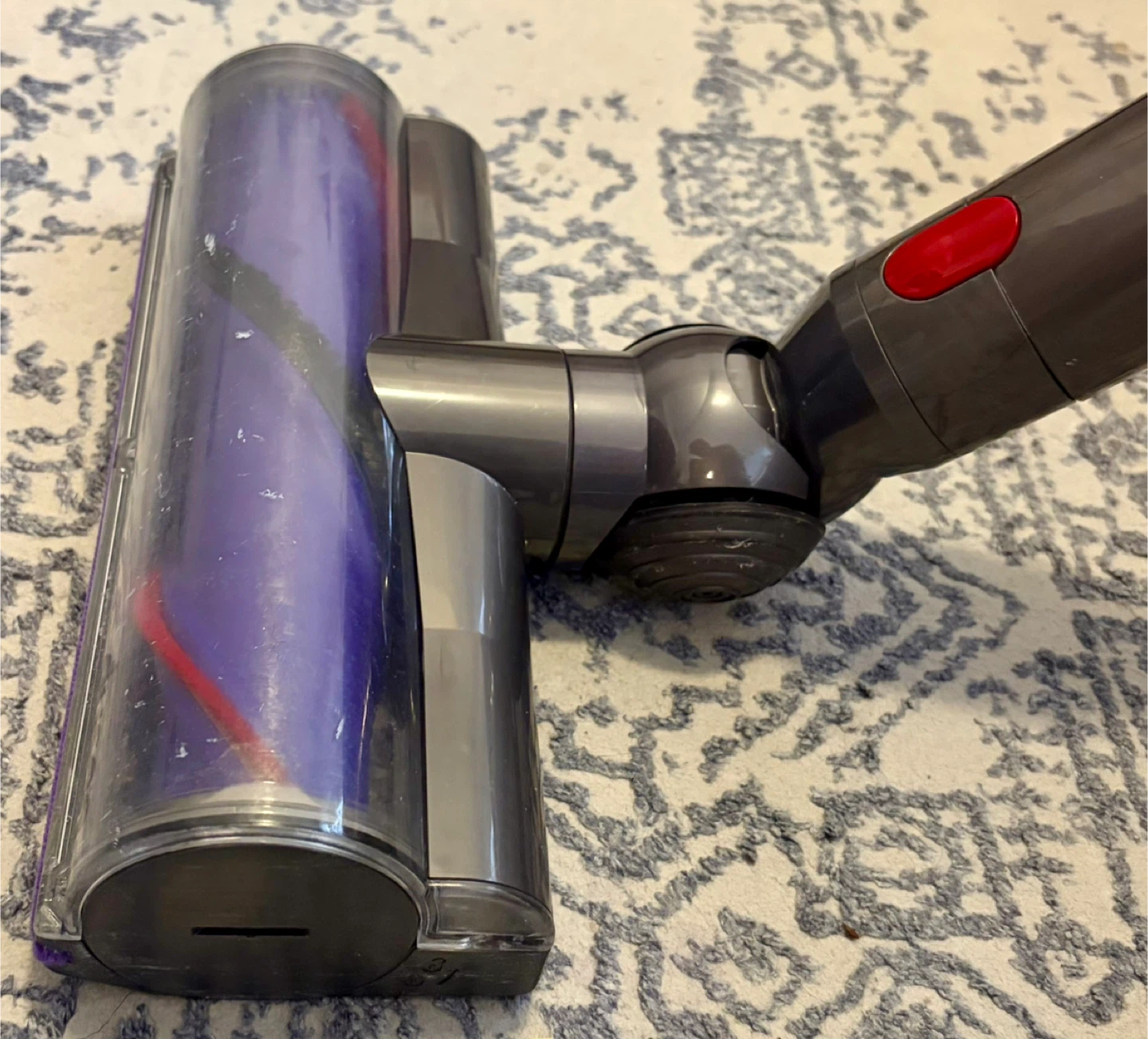 Dyson Cyclone V10 Motorhead Vacuum - photo 4