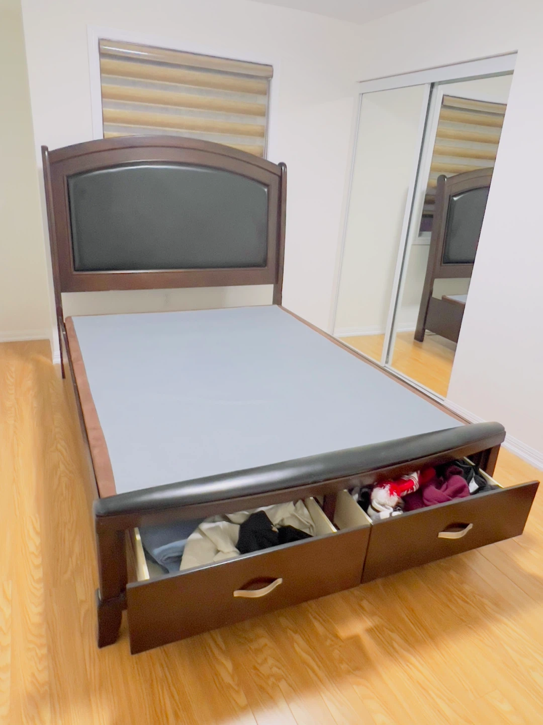 Dark Wood Queen Bed Frame with Storage - photo 2