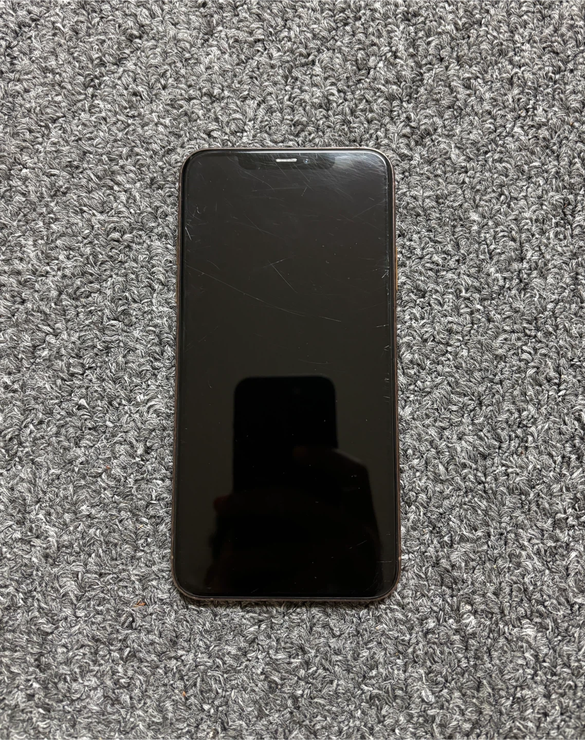 Cracked iPhone 11 Pro - Gold - photo 2