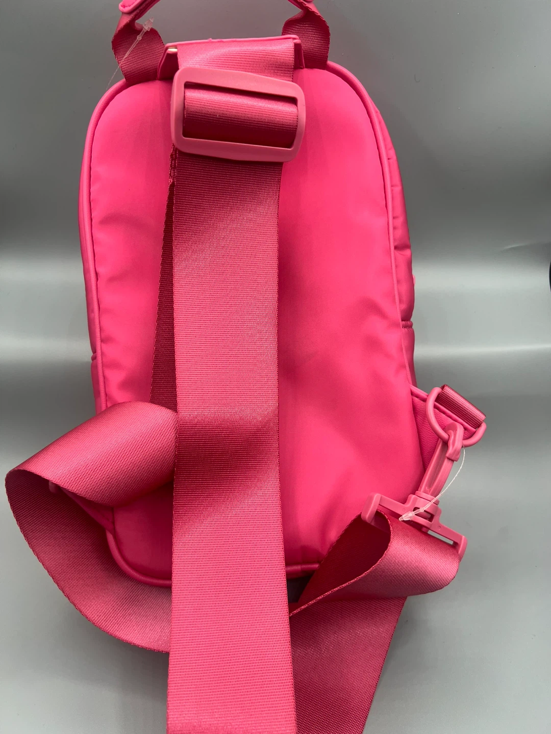 Sac bandoulière rose vif neuf - photo 3