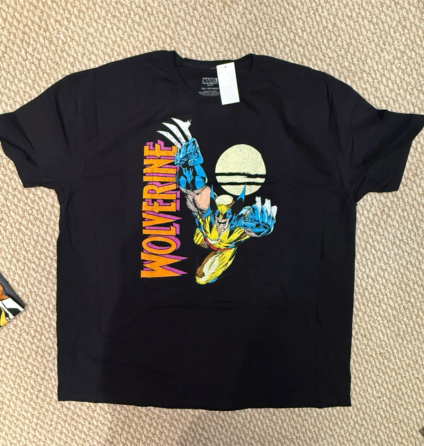 Marvel Wolverine T-Shirts & Figure - photo 2