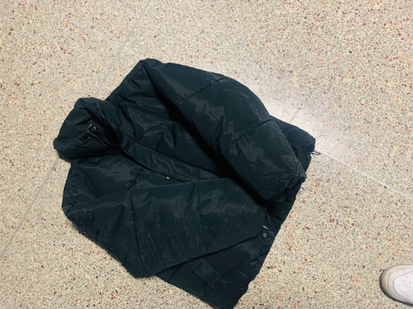 Storm Mountain Black Puffer Jacket - Size S - photo 2