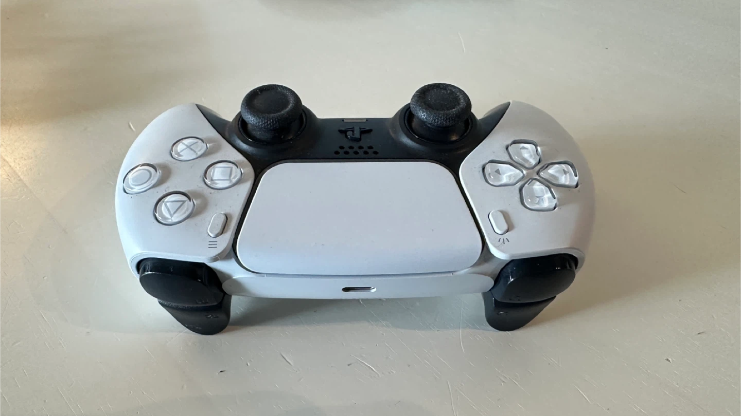 PlayStation 5 (PS5) Console - photo 3