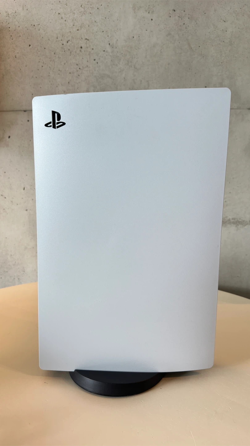PlayStation 5 (PS5) Console - photo 2