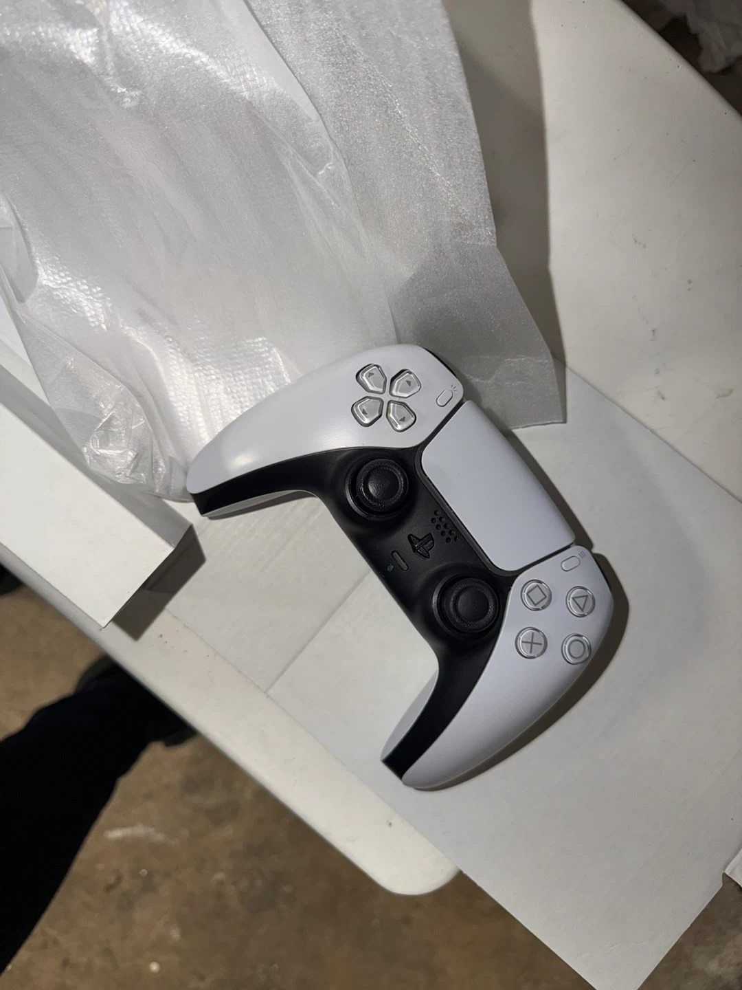 Sony PlayStation 5 DualSense Wireless Controller - photo 3