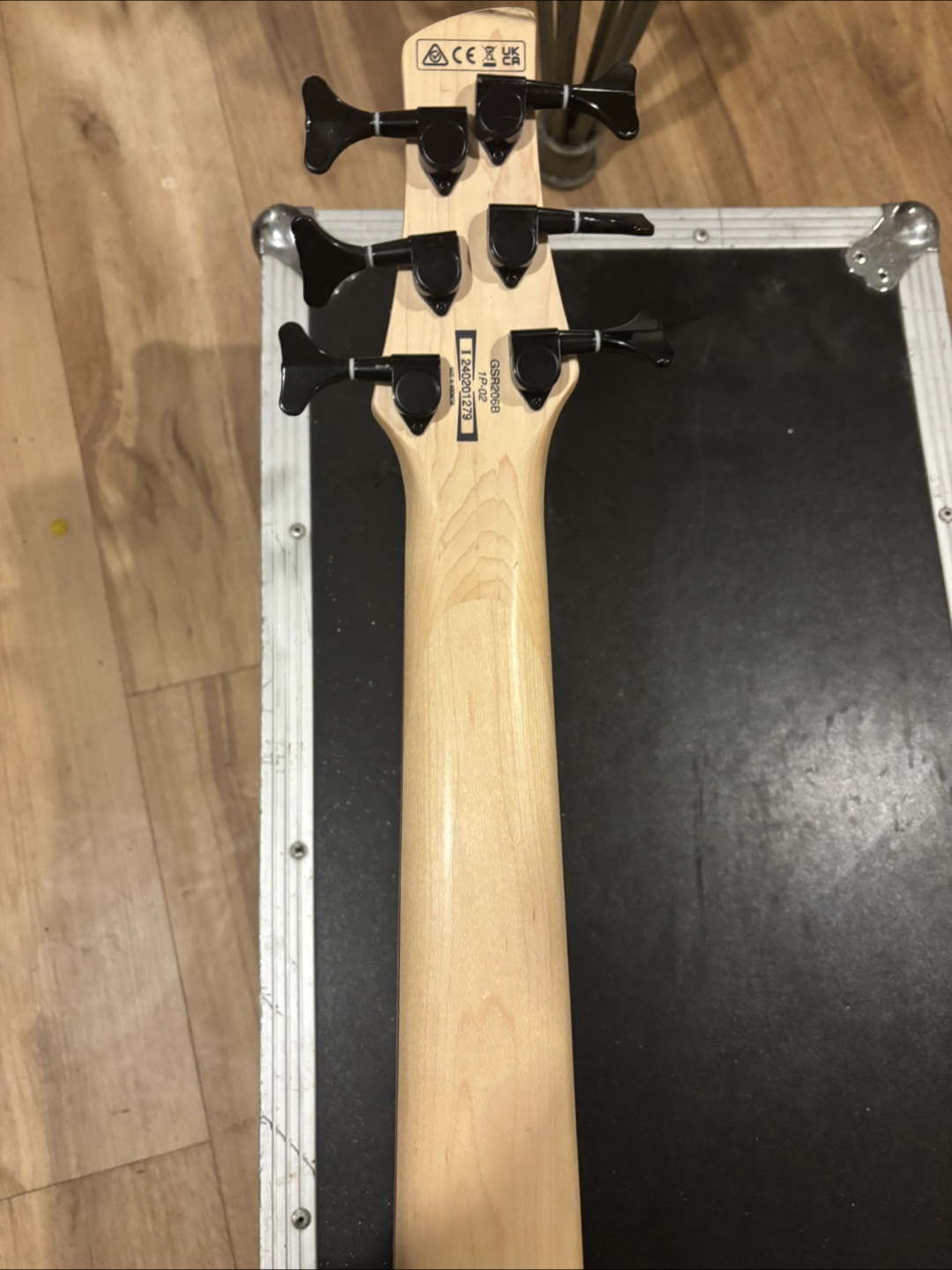 Ibanez Soundgear Bass Guitar - photo 2