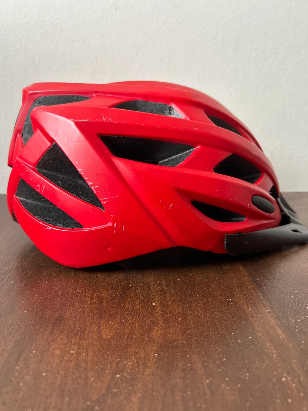 Red Adult Bike Helmet - photo 2