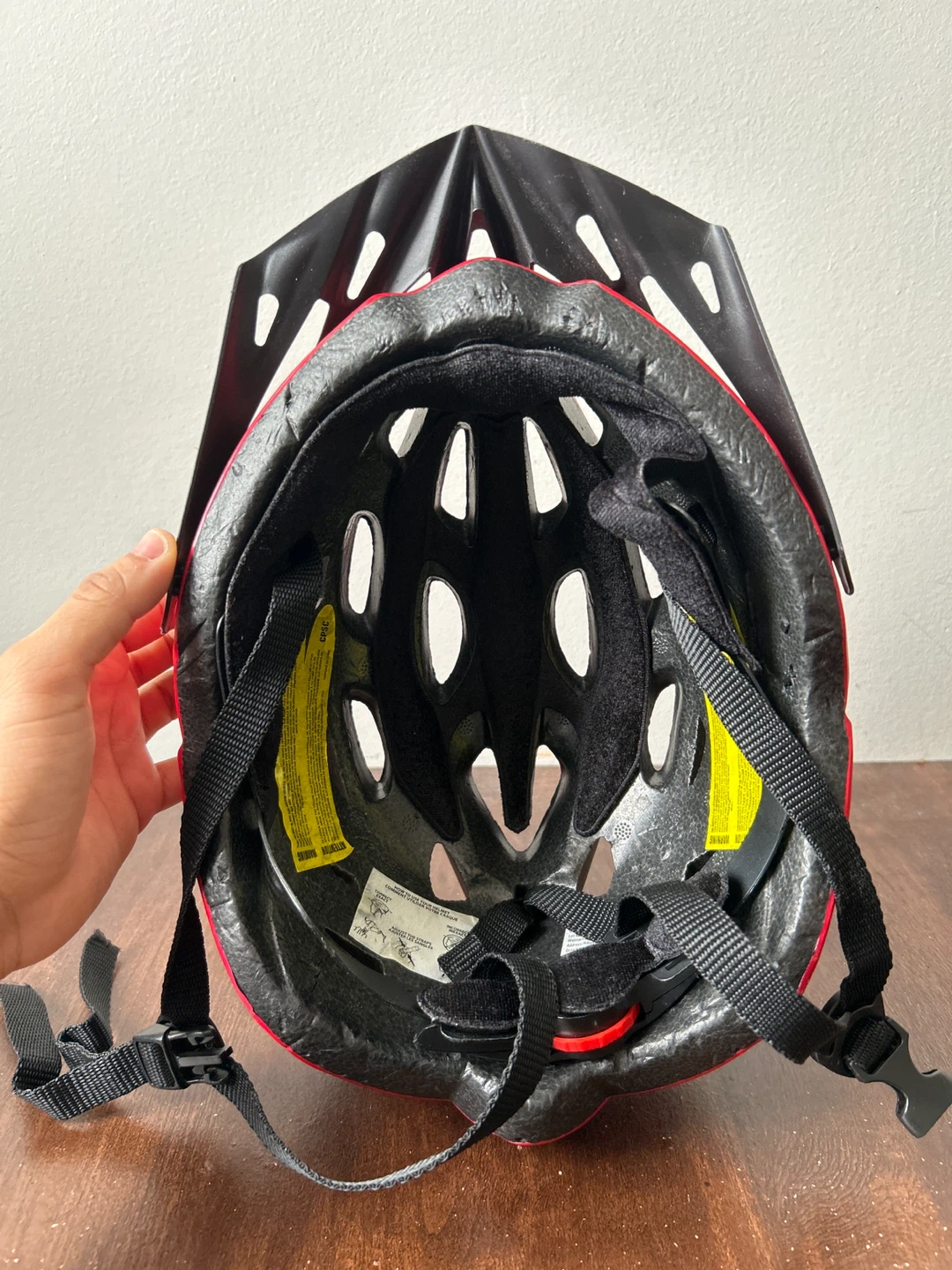 Red Adult Bike Helmet - photo 5