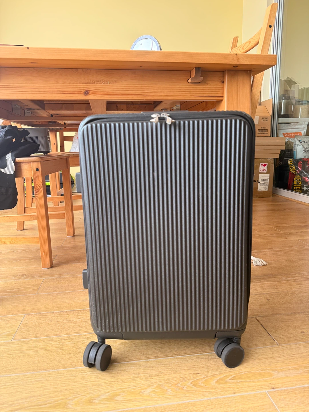 20-inch luggage suitcase with front open & cup holder - photo 4