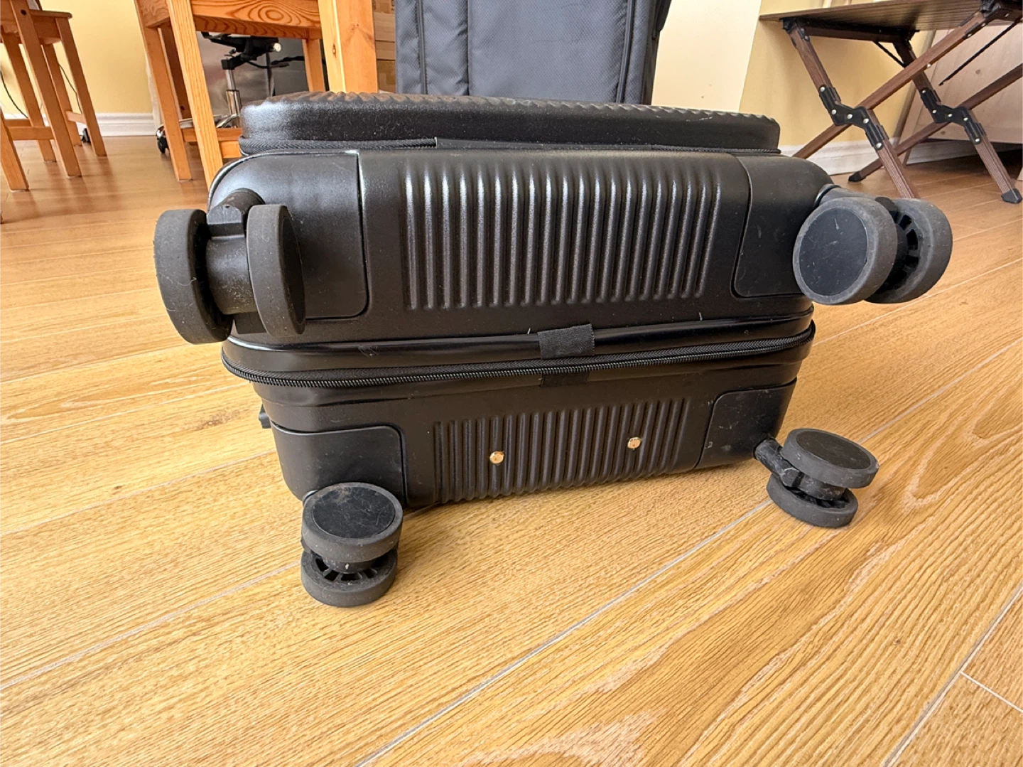 20-inch luggage suitcase with front open & cup holder - photo 2