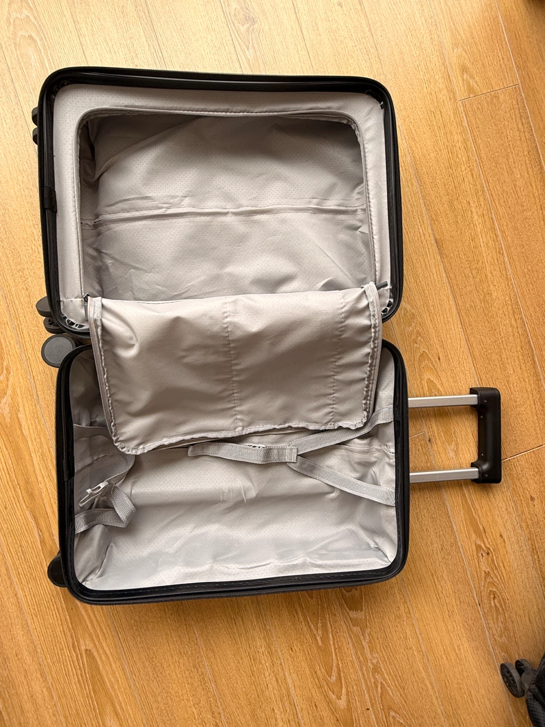20-inch luggage suitcase with front open & cup holder - photo 5