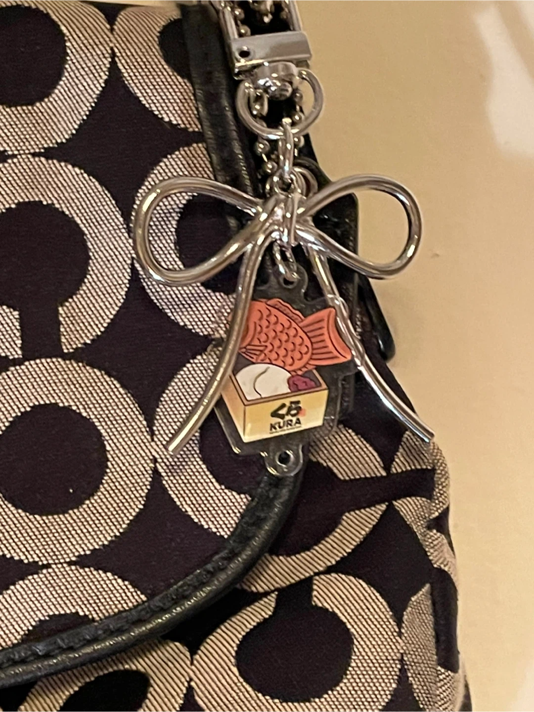 Coach Black/Gray Signature Hobo Bag - photo 3