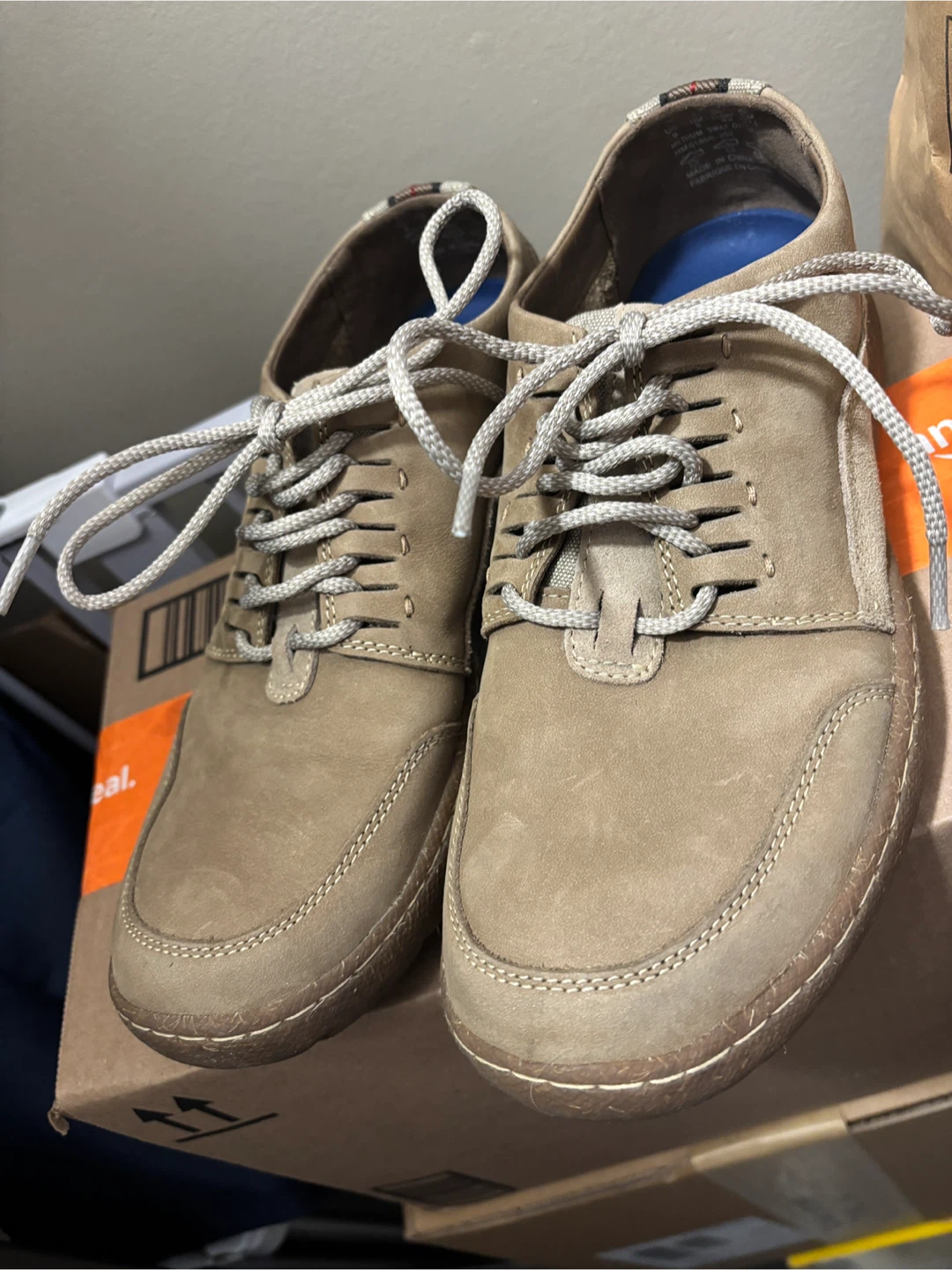 Hush Puppies Oxford Shoes - Size 9 - photo 2