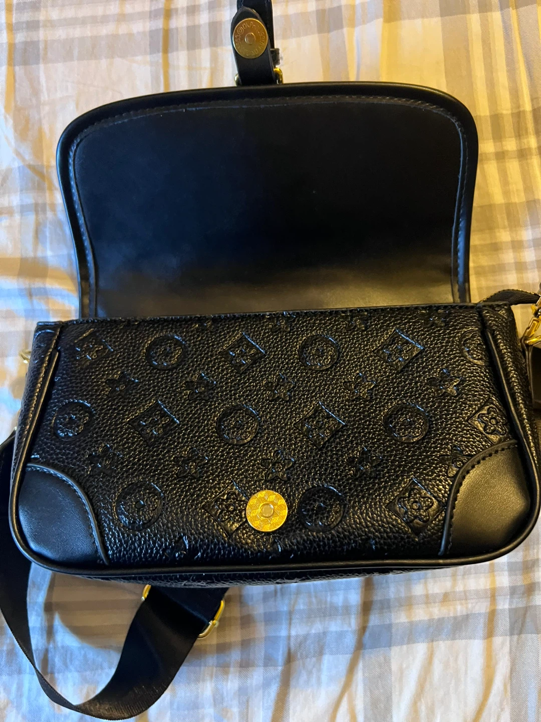 Black Embossed Pattern Shoulder Bag - photo 4