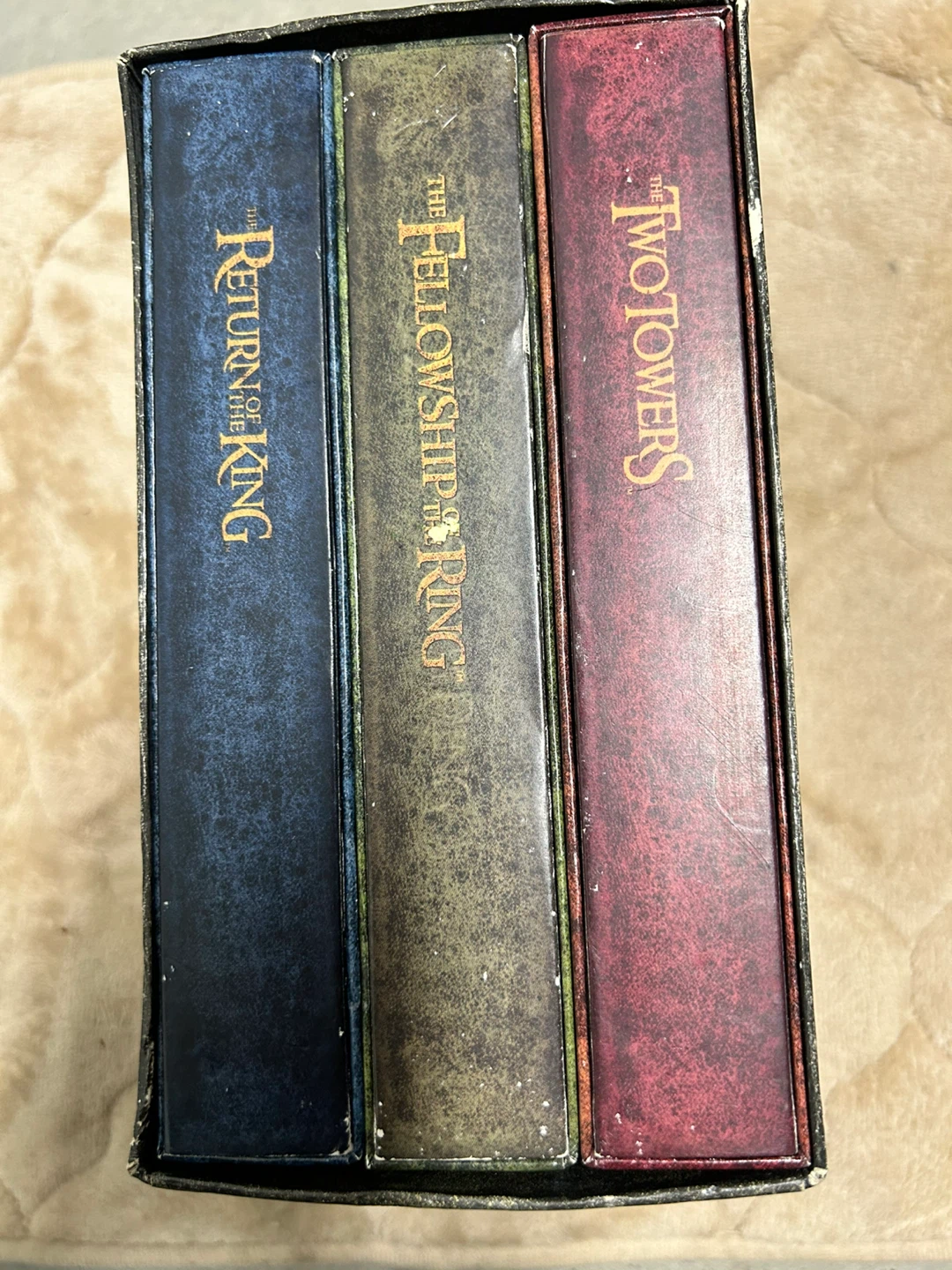 Lord of the Rings Motion Picture Trilogy DVD Set - photo 2