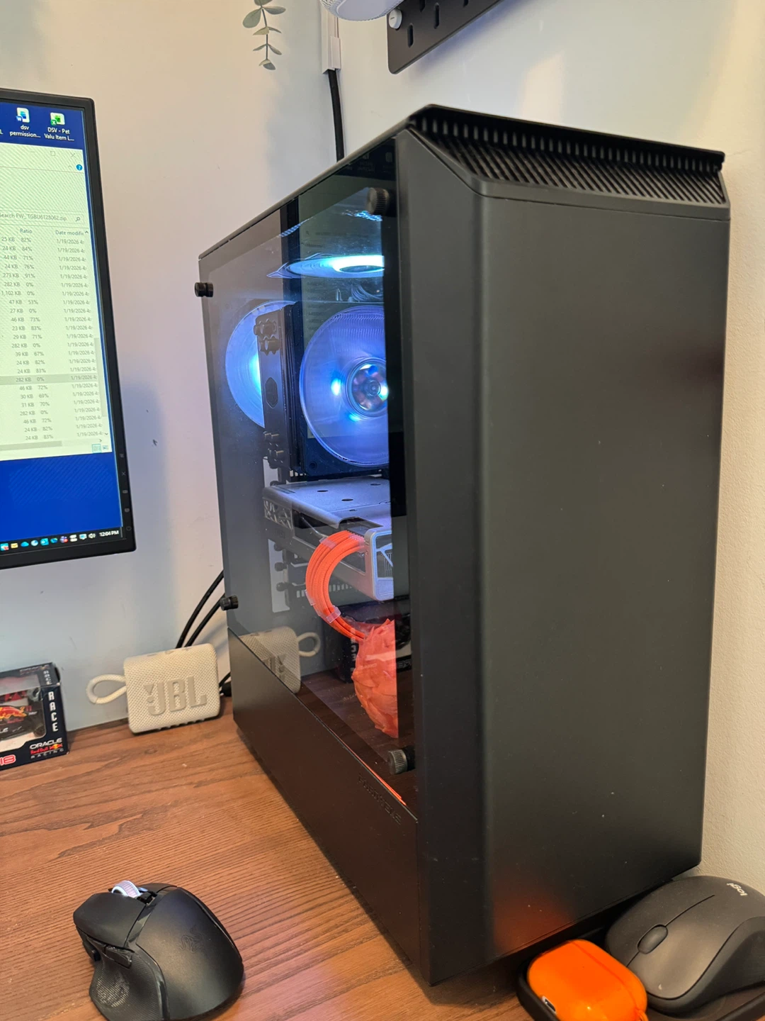 Custom Built Gaming PC - photo 3