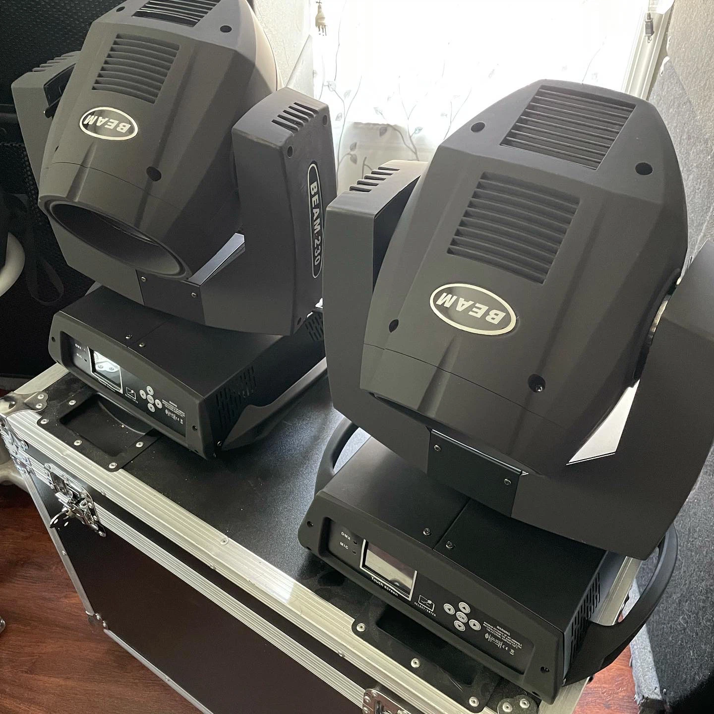 2 Beam 230 Moving Head Stage Lights w/ Case - photo 4