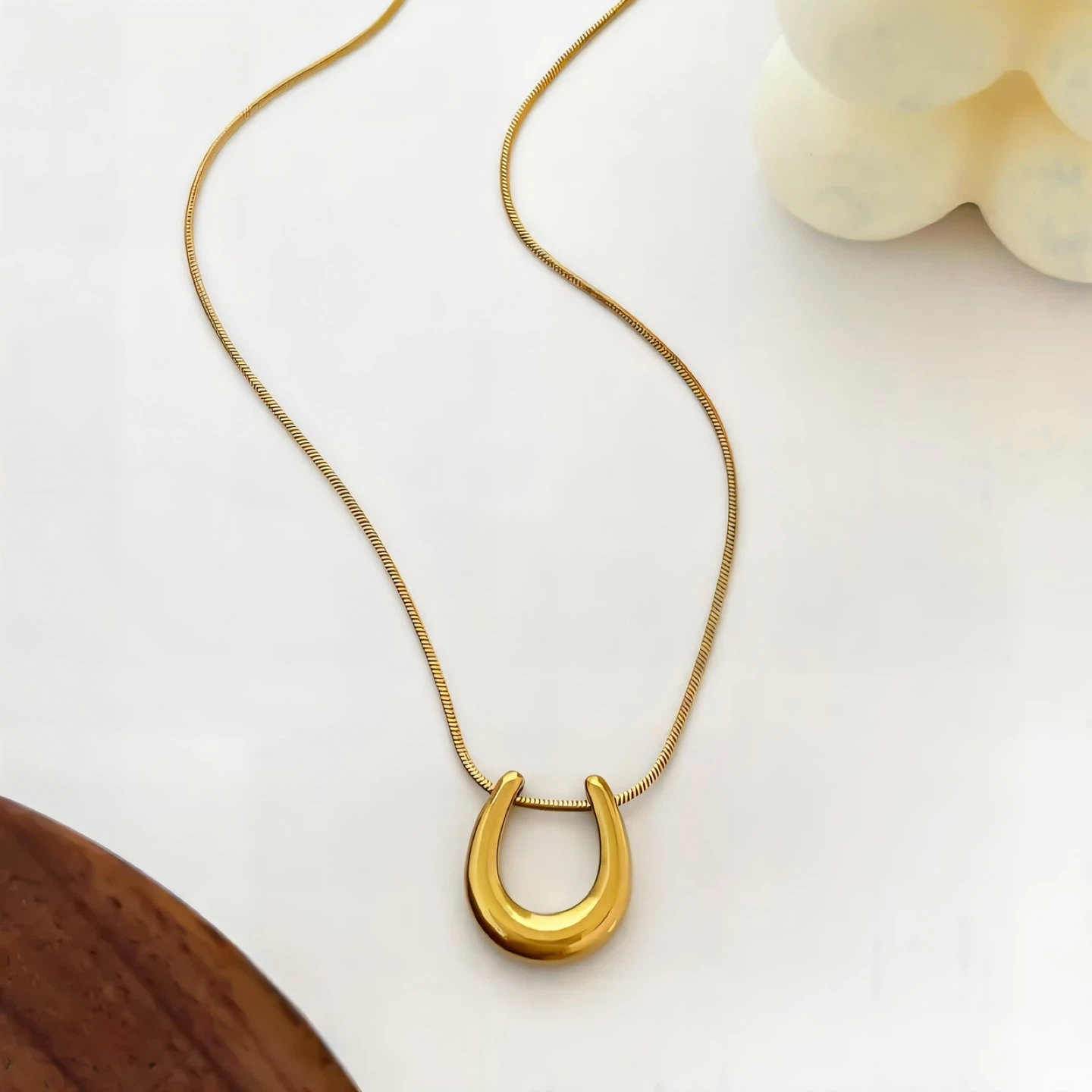 Lucky Horseshoe Necklace - photo 2