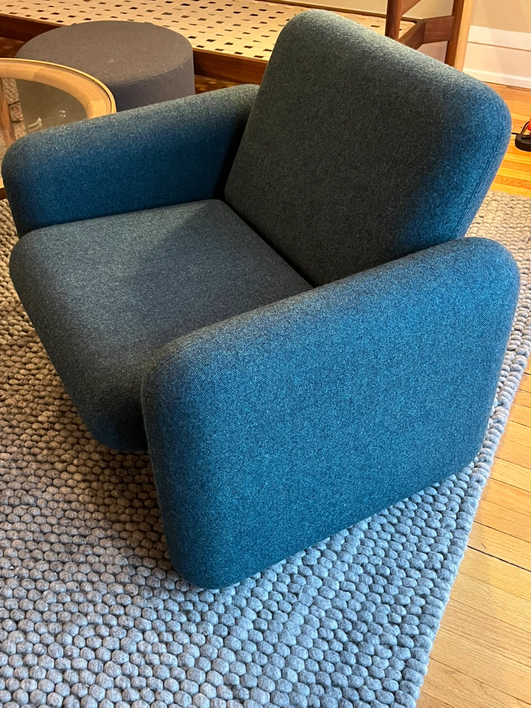 Wilkes Modular Chiclet Chair - photo 2
