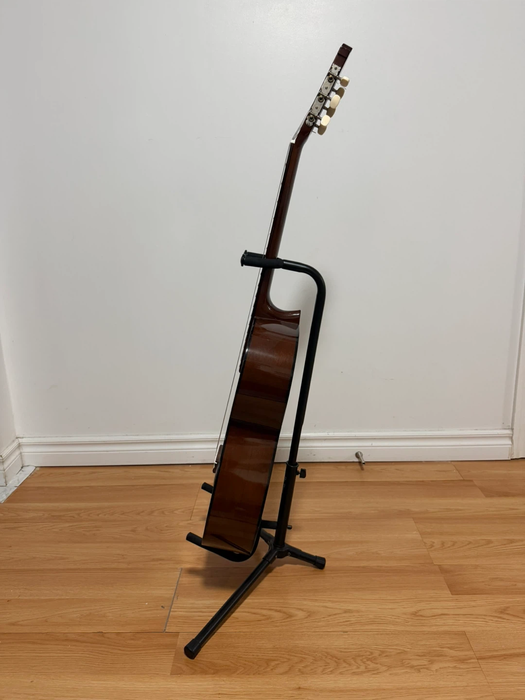 Classical Guitar-Yamaha C40 - photo 4