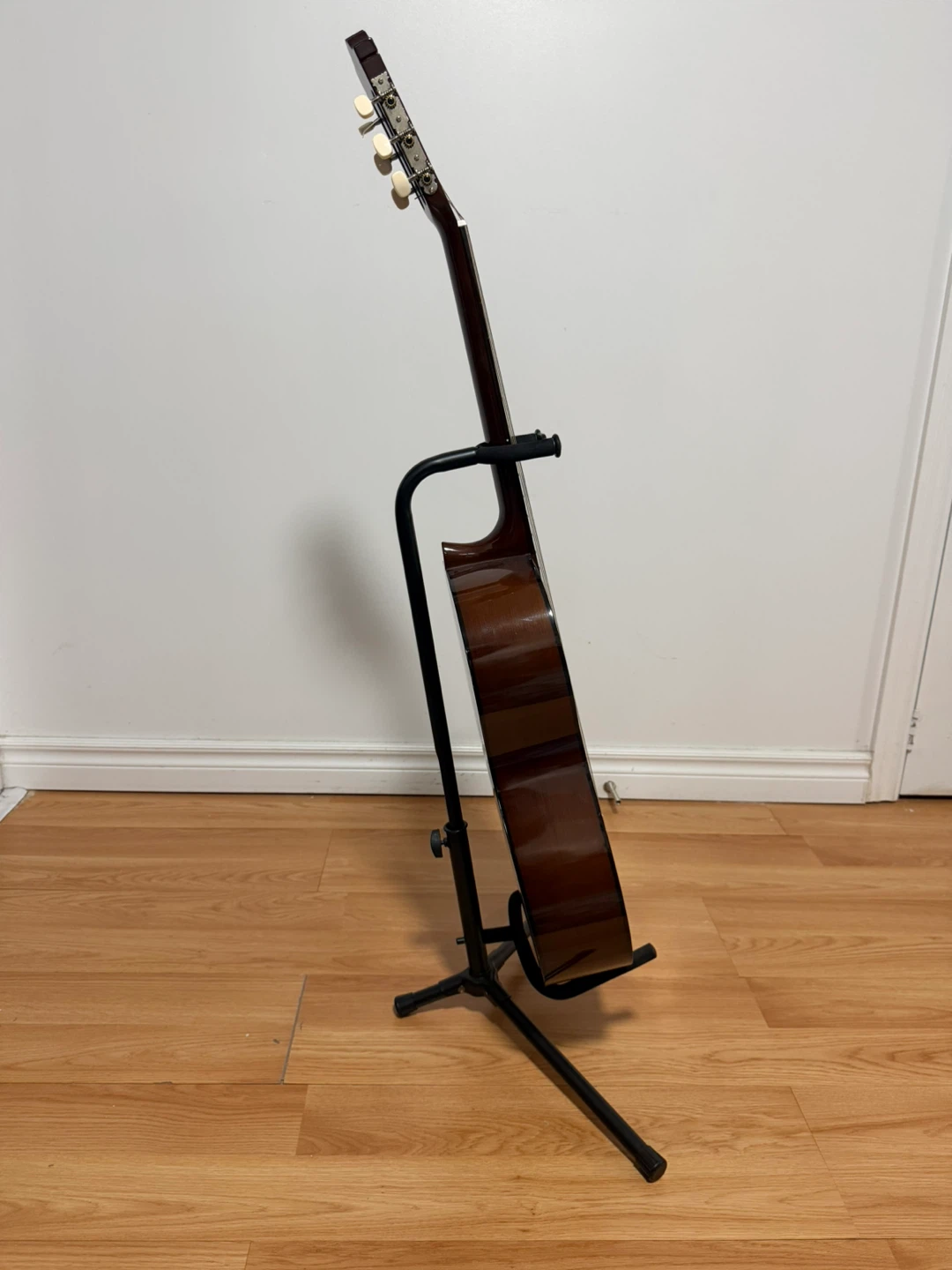 Classical Guitar-Yamaha C40 - photo 2