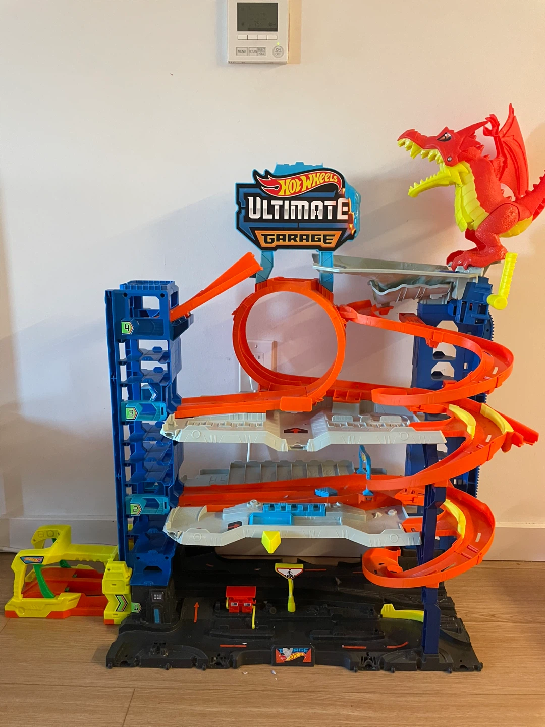 Hot Wheels Ultimate Garage bundle