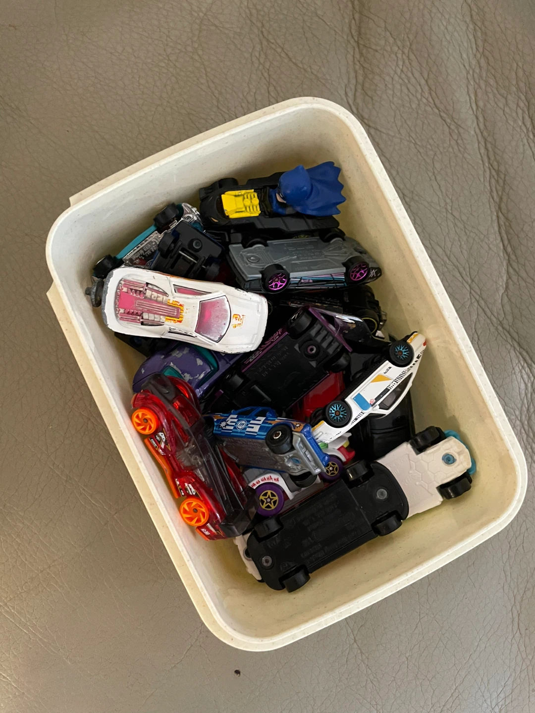 Hot Wheels Ultimate Garage bundle - photo 2