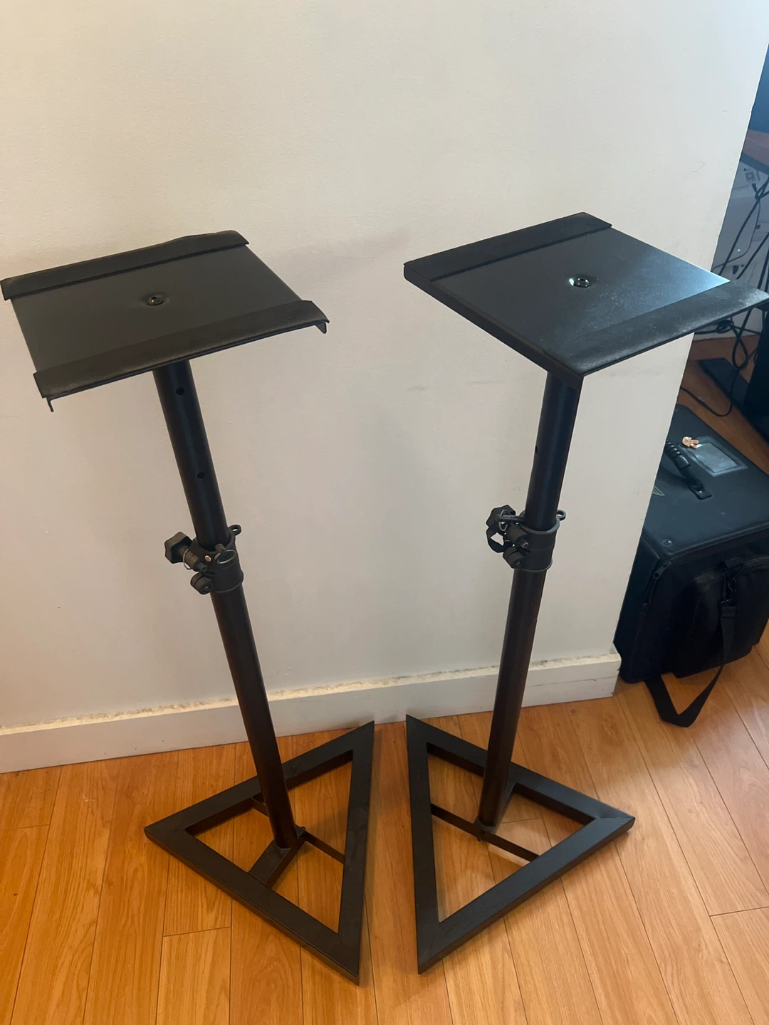 Studio Speaker Stand (Pair) - photo 2