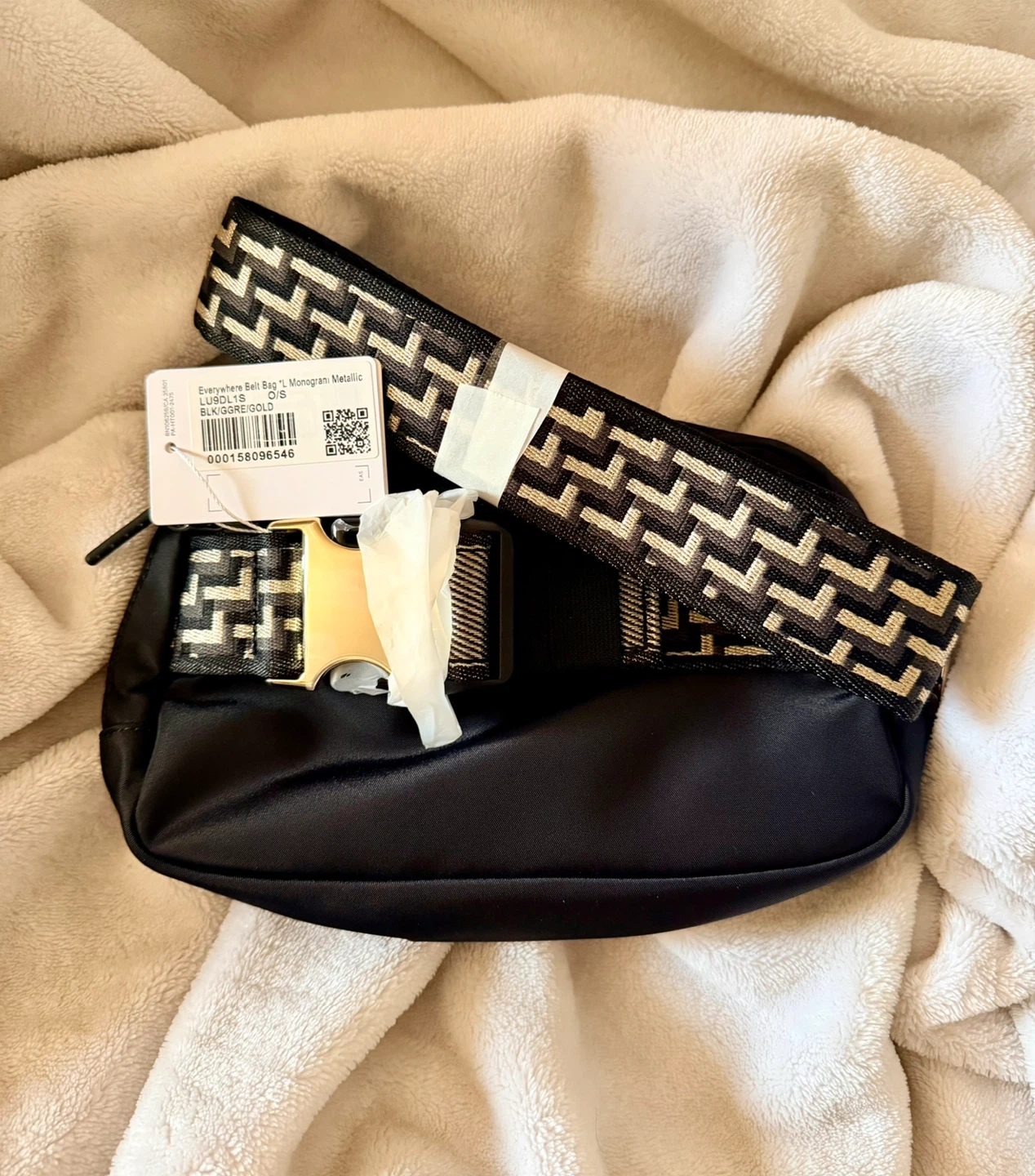 🆕Lululemon Everywhere Belt Bag Monogram Metallic - photo 2