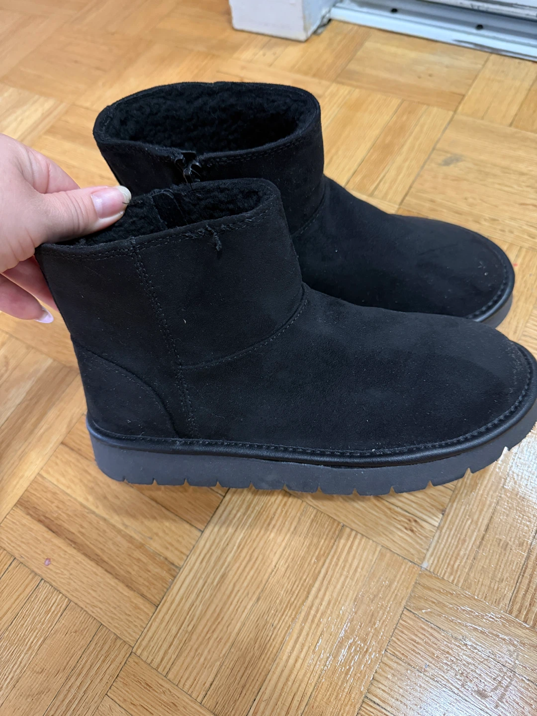 Universal thread  Black Ankle Boots