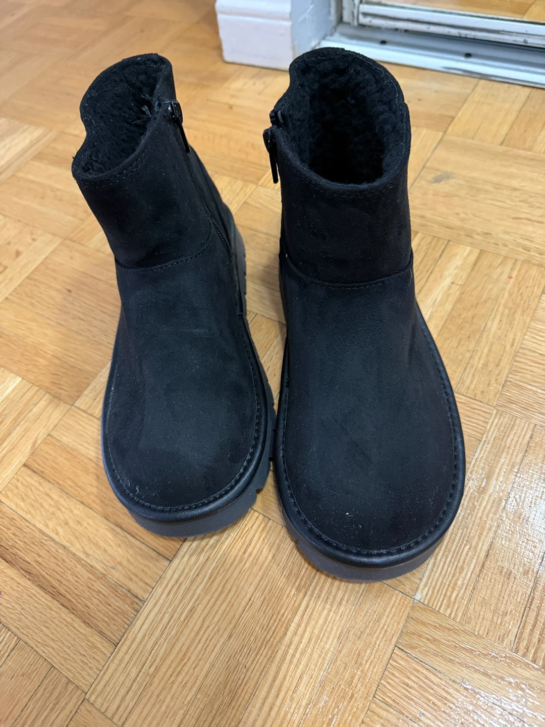 Universal thread  Black Ankle Boots - photo 2