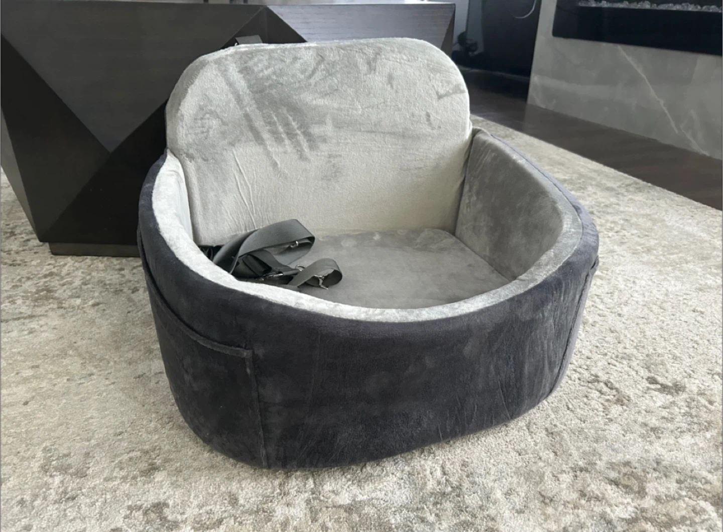 Pet Car seat - Grey - Brand new