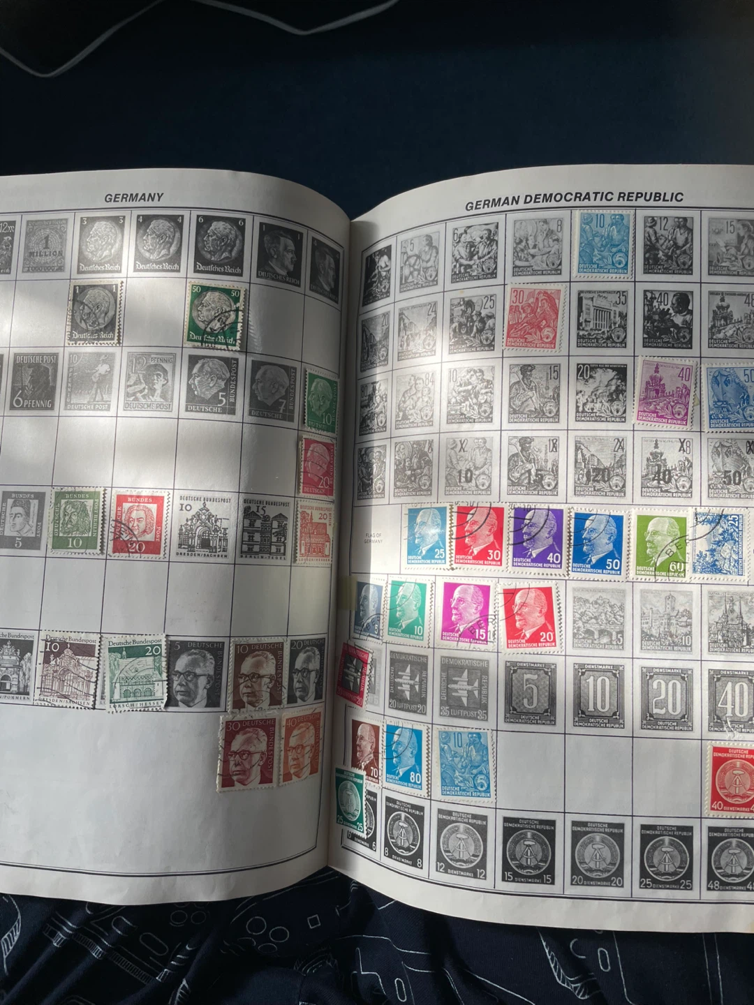 The Universal Stamp Album - photo 4