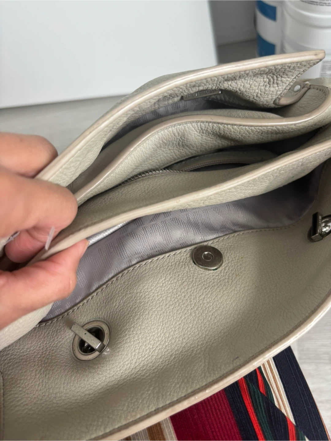 Michael Kors Leather Shoulder Bag - photo 2
