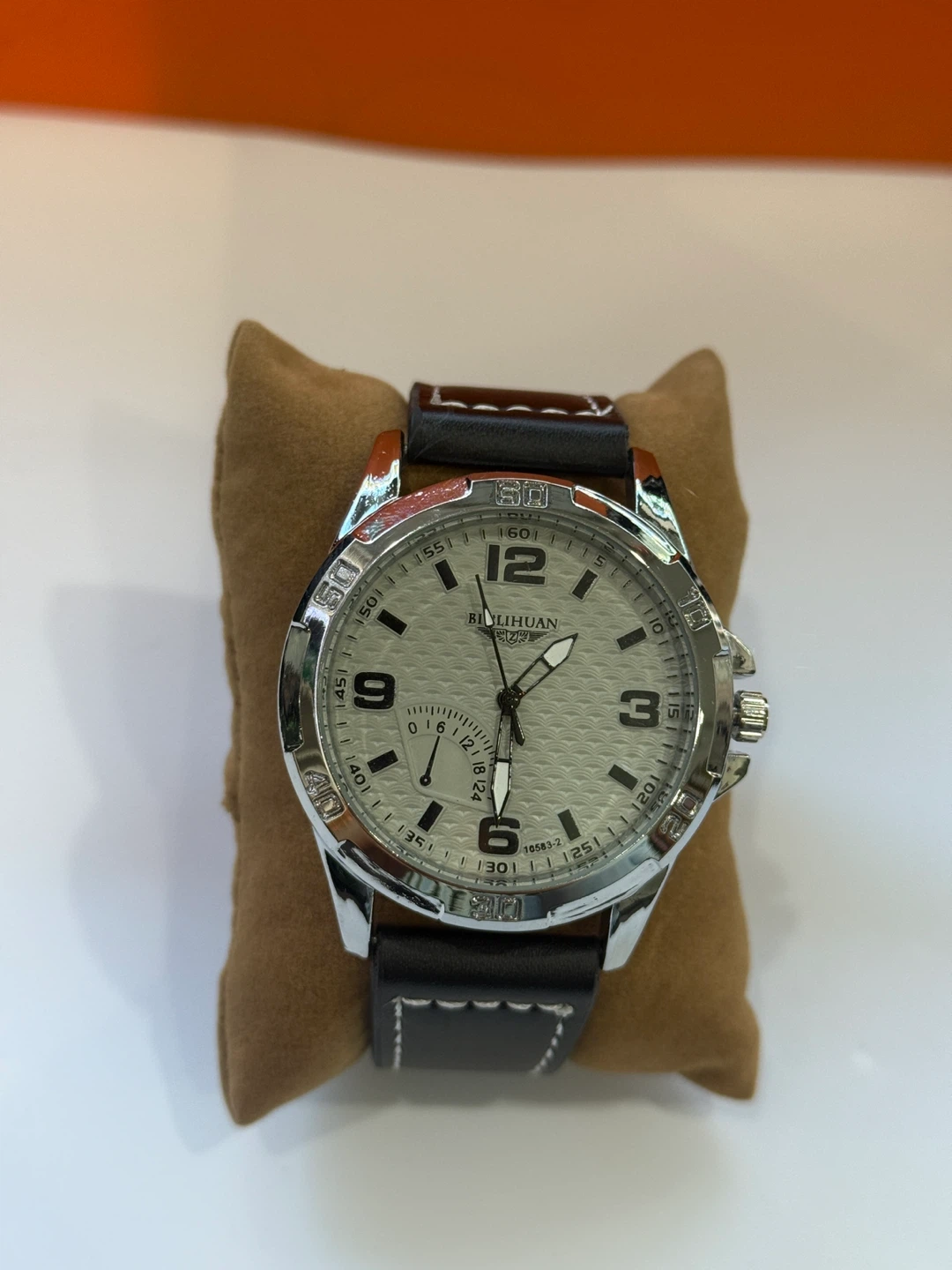 Binlihuan Men's Watch - Black Leather Band