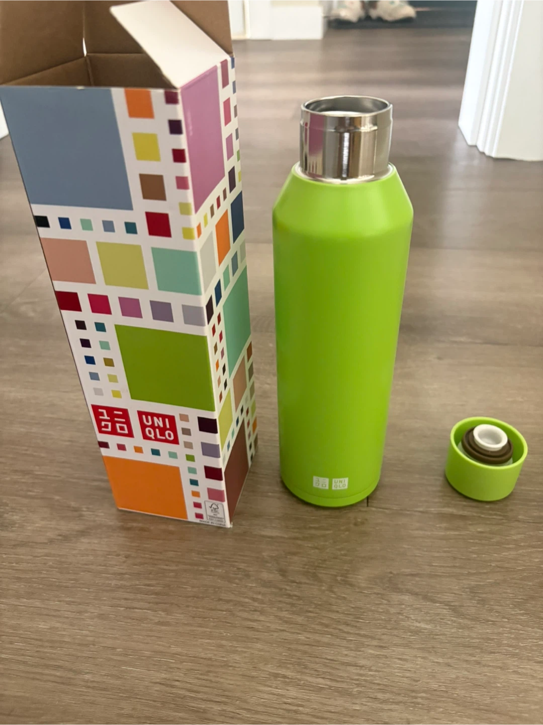 Free Uniqlo bottle(never used)