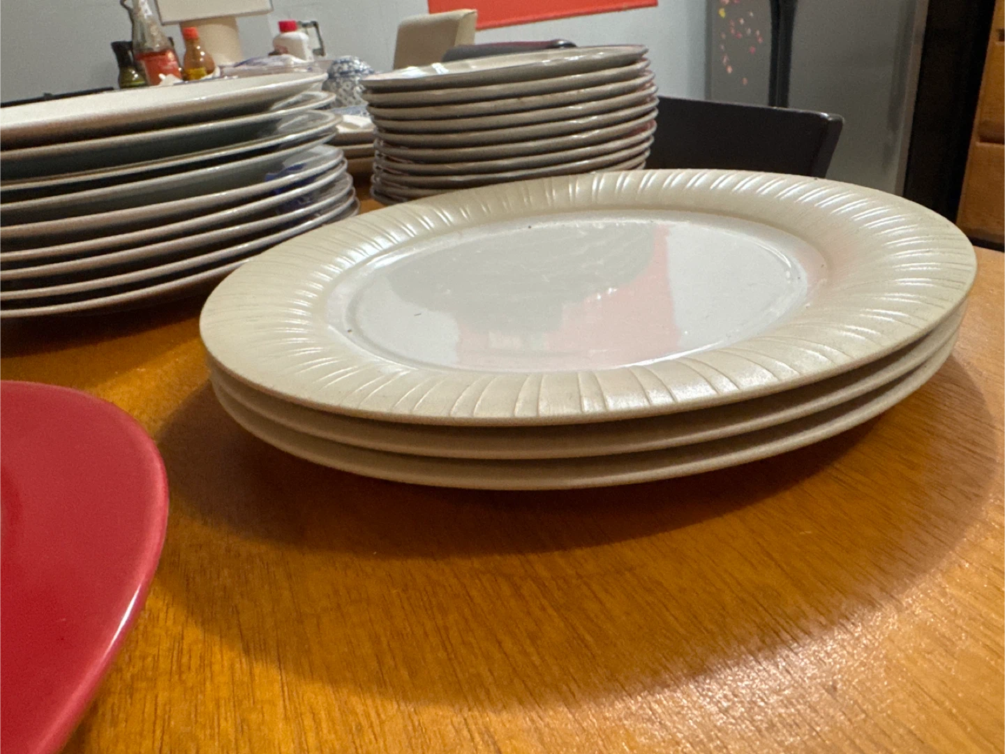 3 Neutral Dinner Plates 🥕 - photo 2