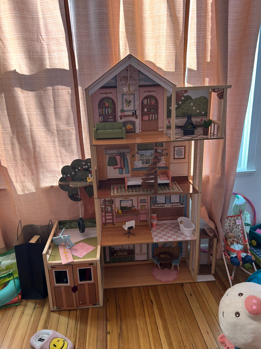 KidKraft Grand Estate Dollhouse - photo 2