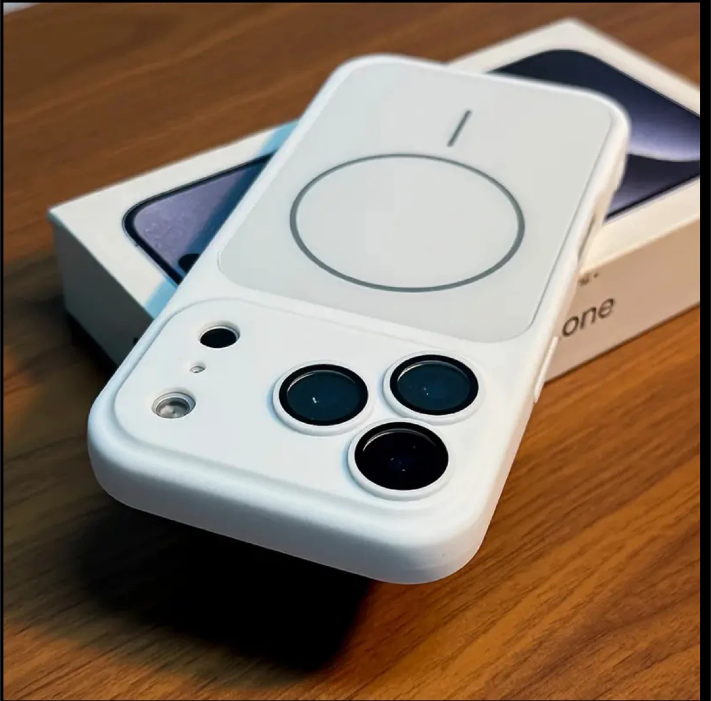 New iPhone 17 Pro Max Case - White