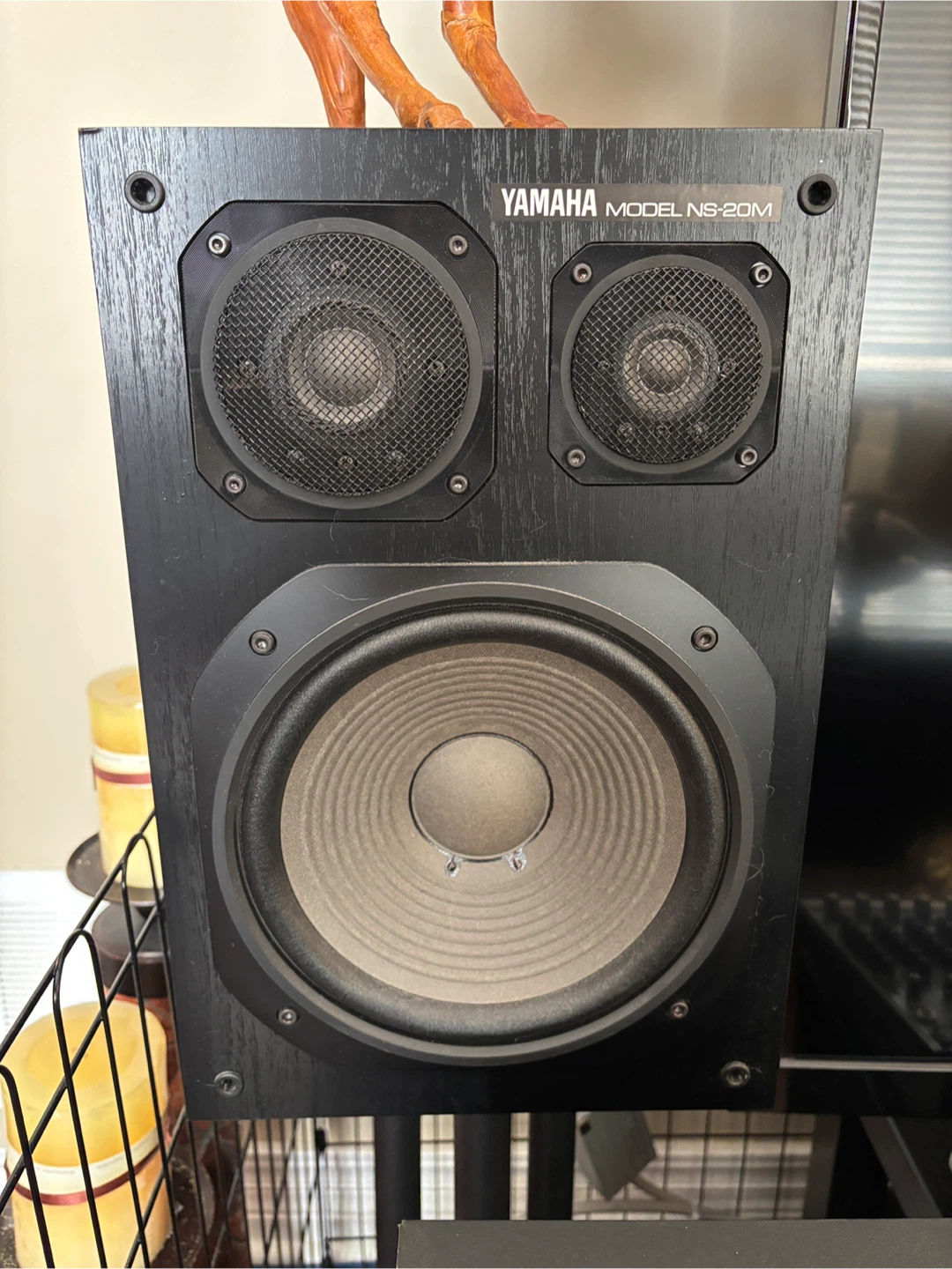 Yamaha NS-20M Bookshelf Speakers - photo 2