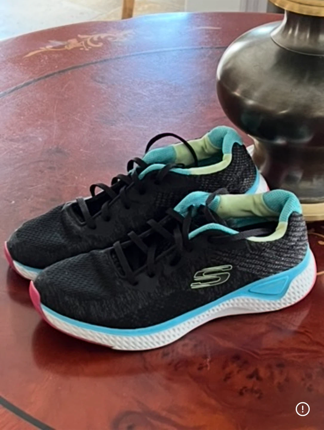 Skechers Running Shoes - US Size 7 - photo 2